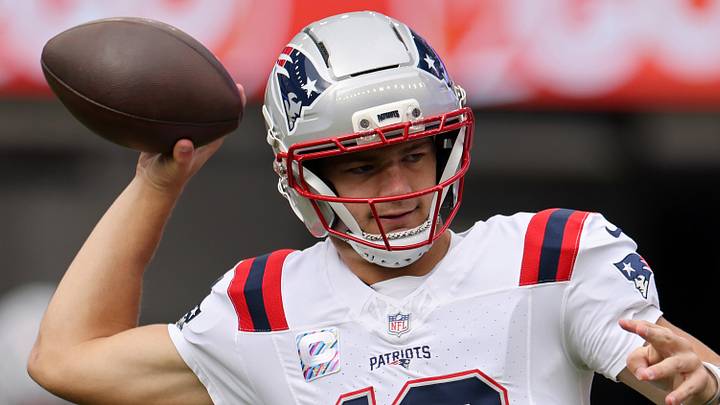 New England Patriots v Buffalo Bills