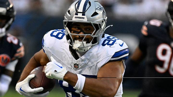 Dallas Cowboys tight end Brevyn Spann-Ford runs after a catch against the Chicago Bears. Dallas Cowboys tight end Brevyn Spann-Ford runs after a catch against the Chicago Bears.