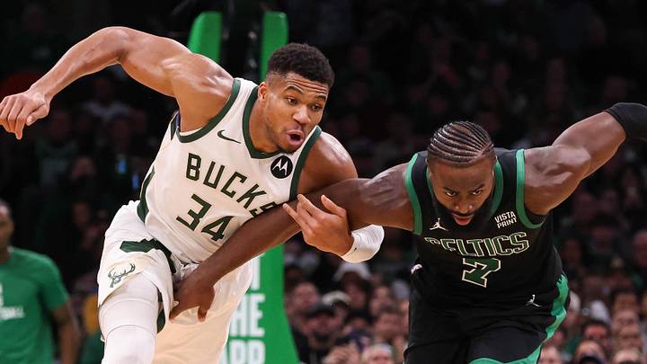 Nov 22, 2023; Boston, Massachusetts, USA; Milwaukee Bucks forward Giannis Antetokounmpo (34) and Boston Celtics forward Jaylen Brown (7) fight for the ball during the second half at TD Garden. Mandatory Credit: Paul Rutherford-Imagn Images Nov 22, 2023; Boston, Massachusetts, USA; Milwaukee Bucks forward Giannis Antetokounmpo (34) and Boston Celtics forward Jaylen Brown (7) fight for the ball during the second half at TD Garden. Mandatory Credit: Paul Rutherford-Imagn Images