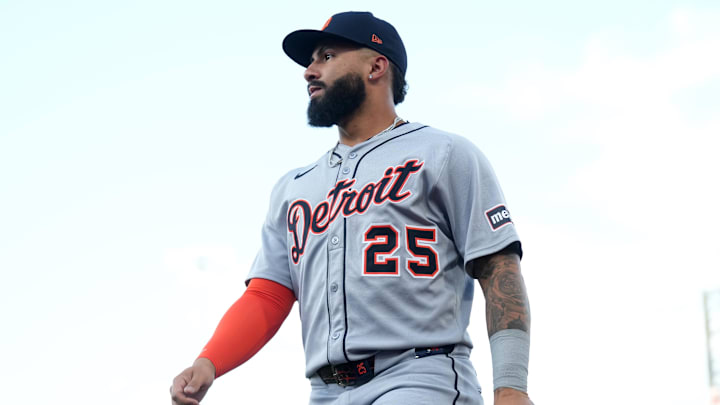 Aug 27, 2025; West Sacramento, California, USA; Detroit Tigers second baseman Gleyber Torres (25) walks towards the dugout before the start of the game against the Athletics at Sutter Health Park. Mandatory Credit: Cary Edmondson-Imagn Images Aug 27, 2025; West Sacramento, California, USA; Detroit Tigers second baseman Gleyber Torres (25) walks towards the dugout before the start of the game against the Athletics at Sutter Health Park. Mandatory Credit: Cary Edmondson-Imagn Images