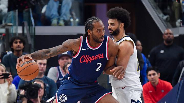 Apr 24, 2025; Inglewood, California, USA; Los Angeles Clippers forward Kawhi Leonard (2) moves to the basket against Denver Nuggets guard Jamal Murray (27) during the first half of game three in the first round for the 2024 NBA Playoffs at Intuit Dome. Apr 24, 2025; Inglewood, California, USA; Los Angeles Clippers forward Kawhi Leonard (2) moves to the basket against Denver Nuggets guard Jamal Murray (27) during the first half of game three in the first round for the 2024 NBA Playoffs at Intuit Dome.