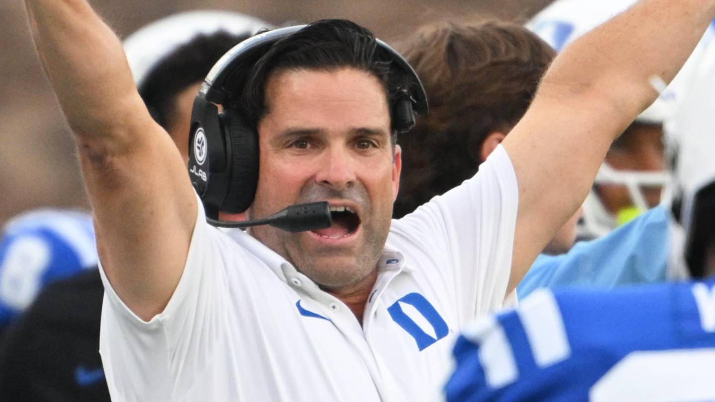 Duke HC Manny Diaz Makes Mic-Drop Statement After Opening Win