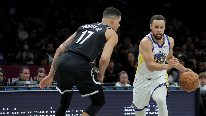 Dec 29, 2025; Brooklyn, New York, USA; Golden State Warriors guard Stephen Curry (30) controls the ball against Brooklyn Nets forward Michael Porter Jr. (17) during the second quarter at Barclays Center. Mandatory Credit: Brad Penner-Imagn Images Dec 29, 2025; Brooklyn, New York, USA; Golden State Warriors guard Stephen Curry (30) controls the ball against Brooklyn Nets forward Michael Porter Jr. (17) during the second quarter at Barclays Center. Mandatory Credit: Brad Penner-Imagn Images