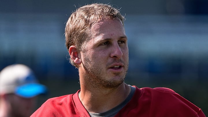 Detroit Lions quarterback Jared Goff (16).