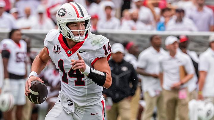 Georgia Football QB Gunner Stockton against Western Kentucky. Georgia Football QB Gunner Stockton against Western Kentucky.