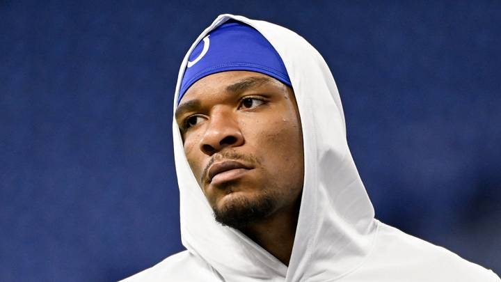 Indianapolis Colts quarterback Anthony Richardson Sr. warms up Indianapolis Colts quarterback Anthony Richardson Sr. warms up