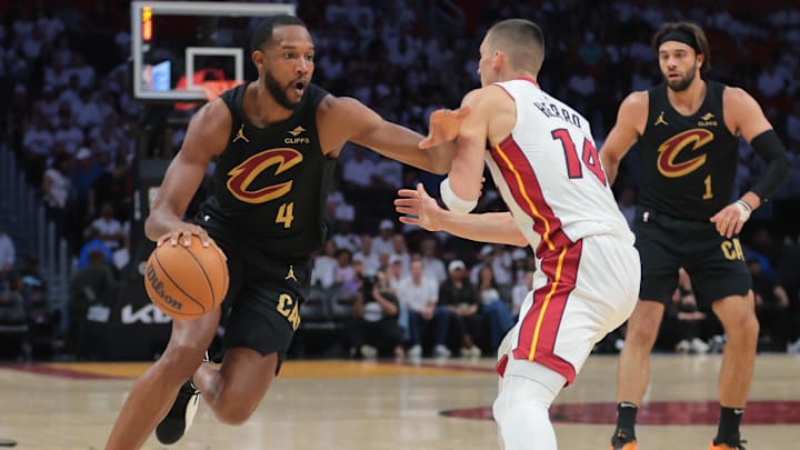 Apr 26, 2025; Miami, Florida, USA; Cleveland Cavaliers forward Evan Mobley (4) drives to the basket against Miami Heat guard Tyler Herro (14) in the first quarter during game three for the first round of the 2024 NBA Playoffs at Kaseya Center. Mandatory Credit: Sam Navarro-Imagn Images Apr 26, 2025; Miami, Florida, USA; Cleveland Cavaliers forward Evan Mobley (4) drives to the basket against Miami Heat guard Tyler Herro (14) in the first quarter during game three for the first round of the 2024 NBA Playoffs at Kaseya Center. Mandatory Credit: Sam Navarro-Imagn Images