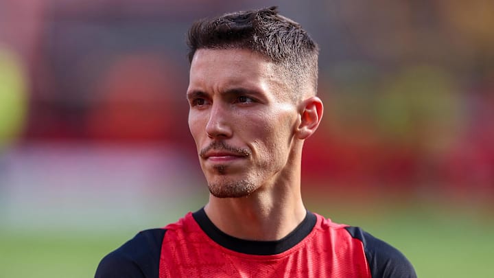 Alejandro Grimaldo is a high priority target for both Barcelona and Real Madrid.