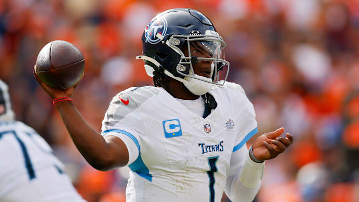 Tennessee Titans v Denver Broncos