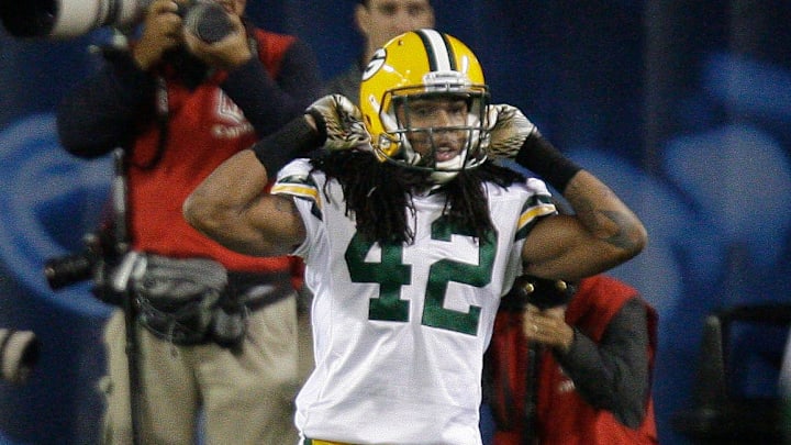 The Wisconsin Badgers are recruiting the son of former Green Bay Packers defensive back Morgan Burnett (42).