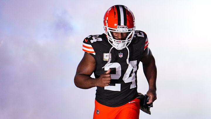 Pittsburgh Steelers v Cleveland Browns