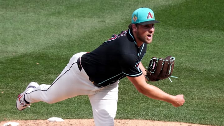 Arizona Diamondbacks right-hander Kevin Ginkel (37) pitches against the Cleveland Guardians at Salt River Fields in Scottsdale on March 1, 2026. Arizona Diamondbacks right-hander Kevin Ginkel (37) pitches against the Cleveland Guardians at Salt River Fields in Scottsdale on March 1, 2026.