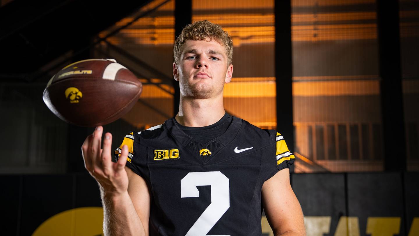 How to Watch Iowa Football vs Iowa State, Time, TV Channel, Streaming