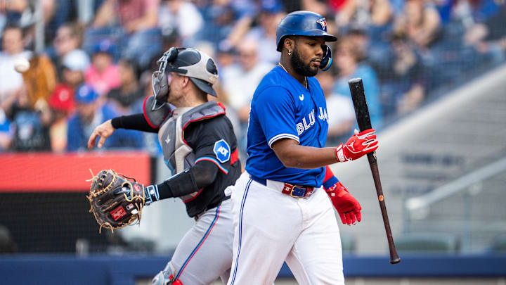 Los Azulejos todavía no extienden el contrato de Vladimir Guerrero Jr.