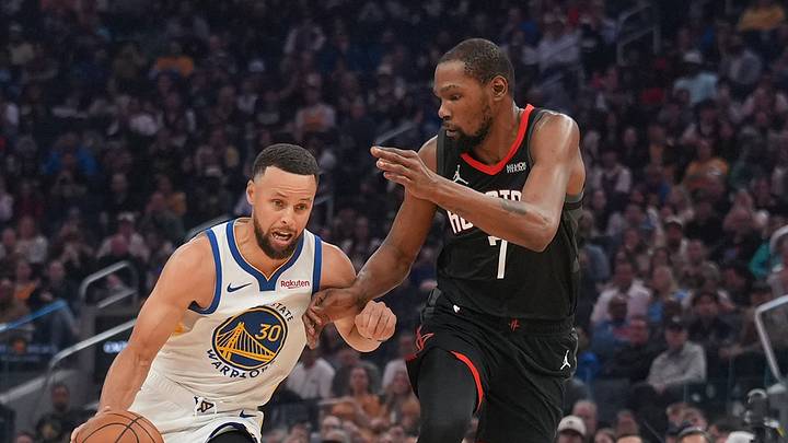 Apr 5, 2026; San Francisco, California, USA; Golden State Warriors guard Stephen Curry (30) dribbles the ball next to Houston Rockets forward Kevin Durant (7) in the first quarter at the Chase Center. Mandatory Credit: Cary Edmondson-Imagn Images Apr 5, 2026; San Francisco, California, USA; Golden State Warriors guard Stephen Curry (30) dribbles the ball next to Houston Rockets forward Kevin Durant (7) in the first quarter at the Chase Center. Mandatory Credit: Cary Edmondson-Imagn Images