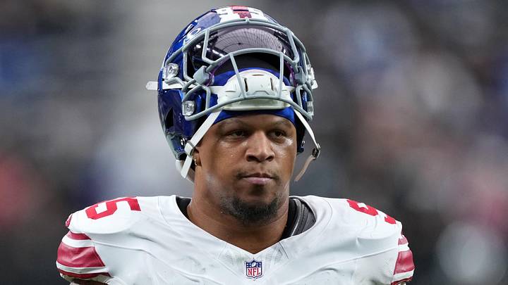 Dec 28, 2025; Paradise, Nevada, USA; New York Giants defensive tackle Roy Robertson-Harris (95) warms up before the game against the Las Vegas Raiders at Allegiant Stadium. Mandatory Credit: Kirby Lee-Imagn Images Dec 28, 2025; Paradise, Nevada, USA; New York Giants defensive tackle Roy Robertson-Harris (95) warms up before the game against the Las Vegas Raiders at Allegiant Stadium. Mandatory Credit: Kirby Lee-Imagn Images