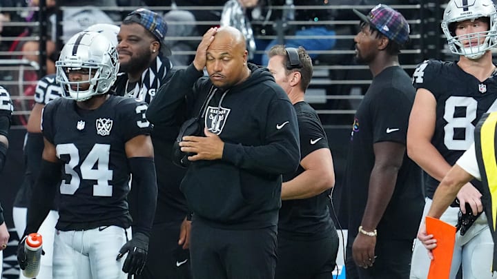 Oct 13, 2024; Paradise, Nevada, USA; Las Vegas Raiders head coach Antonio Pierce reacts to a play by the Pittsburgh Steelers during the fourth quarter at Allegiant Stadium. Mandatory Credit: Stephen R. Sylvanie-Imagn Images Oct 13, 2024; Paradise, Nevada, USA; Las Vegas Raiders head coach Antonio Pierce reacts to a play by the Pittsburgh Steelers during the fourth quarter at Allegiant Stadium. Mandatory Credit: Stephen R. Sylvanie-Imagn Images