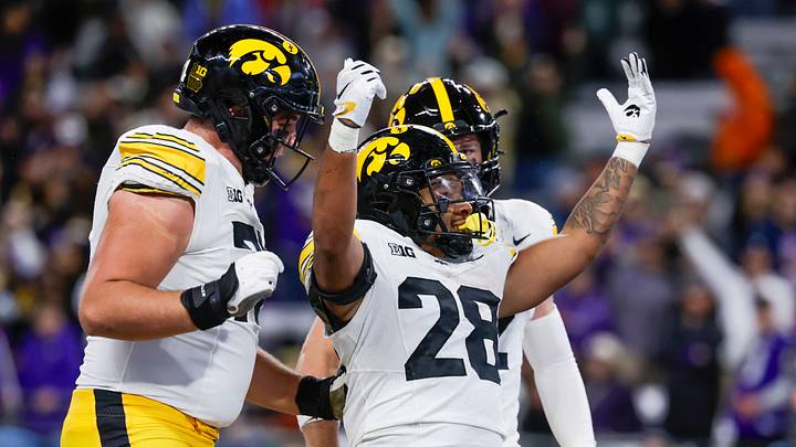 Oct 9, 2026; Seattle, Washington, USA; Iowa Hawkeyes running back Kamari Moulton (28) celebrates after rushing for a touchdown against the Washington Huskies during the fourth quarter at Husky Stadium. Mandatory Credit: Joe Nicholson-Imagn Images