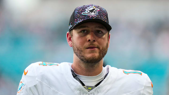 Los Angeles Chargers v Miami Dolphins - NFL 2025