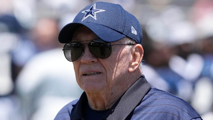 Jul 27, 2025; Oxnard, CA, USA; Dallas Cowboys owner Jerry Jones at training camp at the River Ridge Fields. Mandatory Credit: Kirby Lee-Imagn Images
