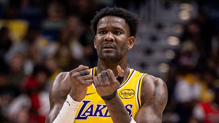 Jan 6, 2026; New Orleans, Louisiana, USA; Los Angeles Lakers center Deandre Ayton (5) reacts to a play against the New Orleans Pelicans during the second half at Smoothie King Center. Mandatory Credit: Stephen Lew-Imagn Images Jan 6, 2026; New Orleans, Louisiana, USA; Los Angeles Lakers center Deandre Ayton (5) reacts to a play against the New Orleans Pelicans during the second half at Smoothie King Center. Mandatory Credit: Stephen Lew-Imagn Images