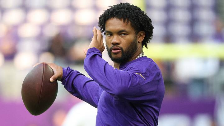 Minnesota Vikings quarterback Kyler Murray (1) warms up Minnesota Vikings quarterback Kyler Murray (1) warms up