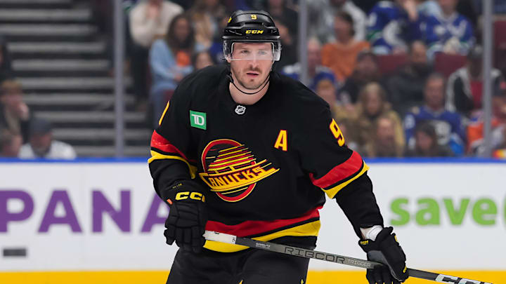 Edmonton Oilers v Vancouver Canucks