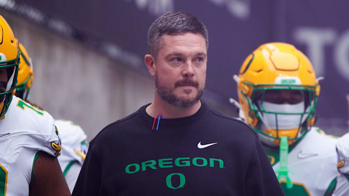 Oregon Ducks coach Dan Lanning before the game against the Washington Huskies Oregon Ducks coach Dan Lanning before the game against the Washington Huskies