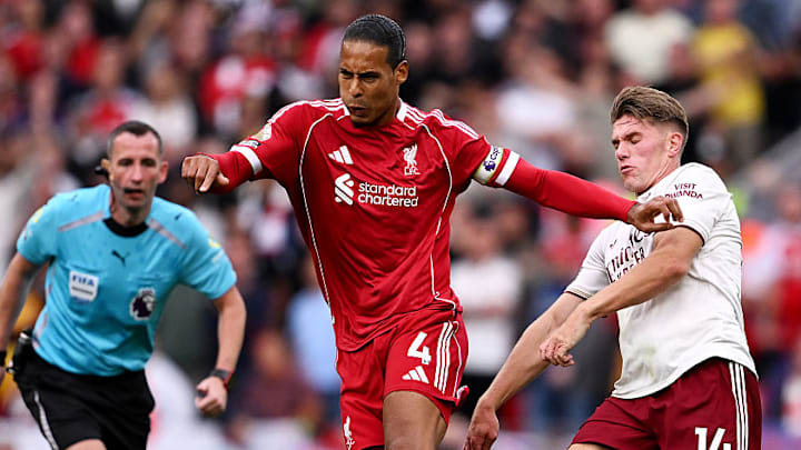 Virgil van Dijk expects a battle with Arsenal.