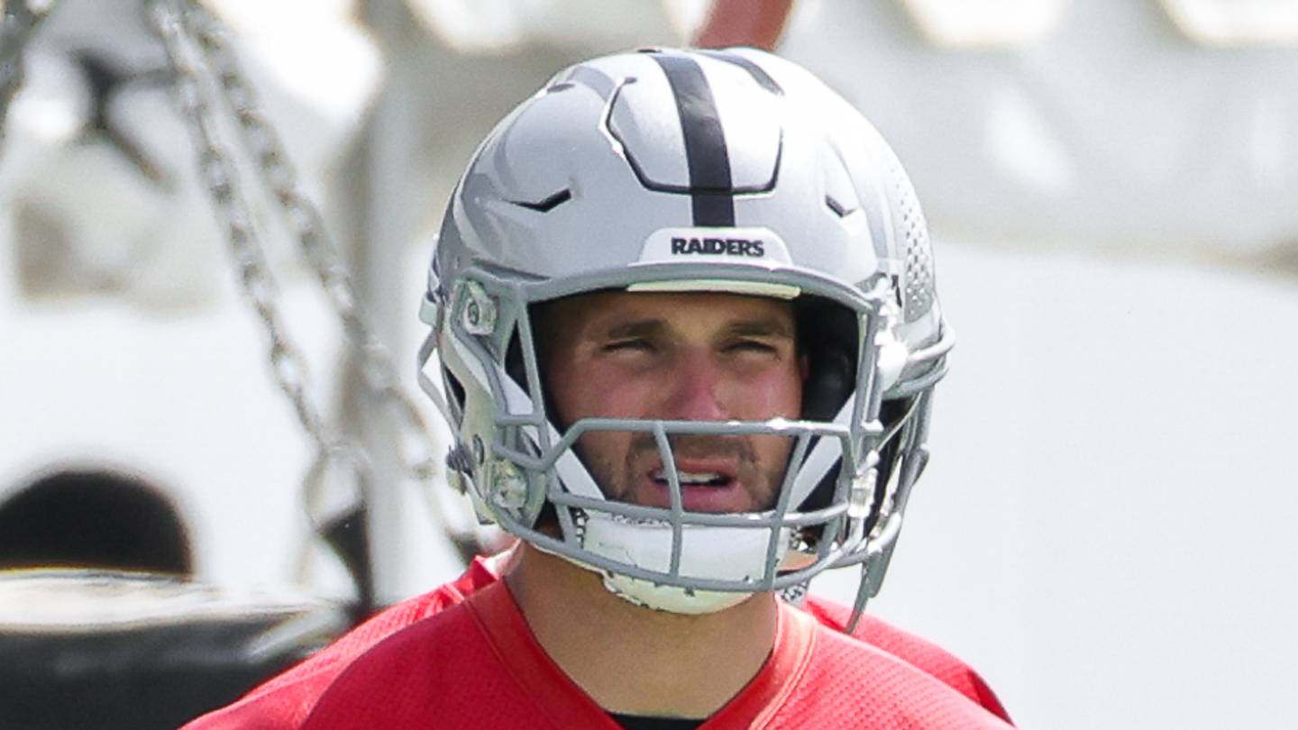 Pressing Questions Still Looming Over Raiders' Offense