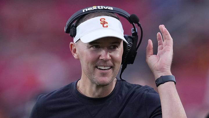 Sep 2, 2023; Los Angeles, California, USA; Southern California Trojans head coach Lincoln Riley reacts against the Nevada Wolf Pack in the second half at United Airlines Field at Los Angeles Memorial Coliseum. Mandatory Credit: Kirby Lee-Imagn Images Sep 2, 2023; Los Angeles, California, USA; Southern California Trojans head coach Lincoln Riley reacts against the Nevada Wolf Pack in the second half at United Airlines Field at Los Angeles Memorial Coliseum. Mandatory Credit: Kirby Lee-Imagn Images