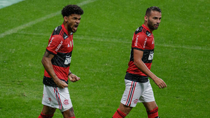 Clube carioca não irá adquirir os direitos do zagueiro Bruno Viana