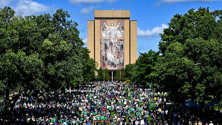 The Auburn Tigers and Notre Dame Fighting Irish have never played one another. 