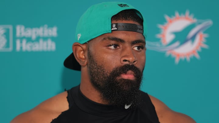 Miami Dolphins linebacker Jordyn Brooks 