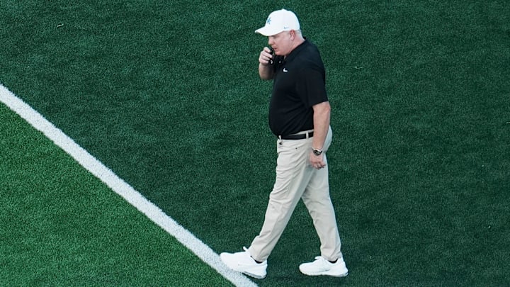 College football analyst Josh Pate highlighted Kentucky Wildcats coach Mark Stoops as having the best job in the sport.