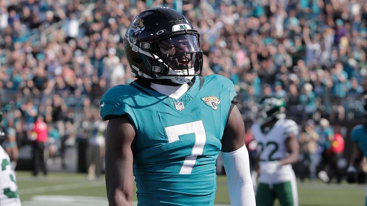 Dec 14, 2025; Jacksonville, Florida, USA; Jacksonville Jaguars wide receiver Brian Thomas Jr. (7) reacts after scoring a touchdown in the first quarter against the New York Jets at EverBank Stadium. Mandatory Credit: Travis Register-Imagn Images Dec 14, 2025; Jacksonville, Florida, USA; Jacksonville Jaguars wide receiver Brian Thomas Jr. (7) reacts after scoring a touchdown in the first quarter against the New York Jets at EverBank Stadium. Mandatory Credit: Travis Register-Imagn Images
