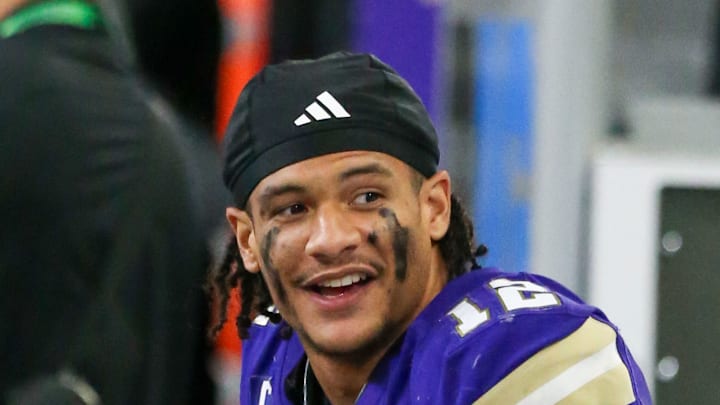 Washington Huskies wide receiver Denzel Boston