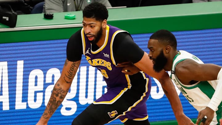 Los Celtics podrían buscar quedarse con Davis 