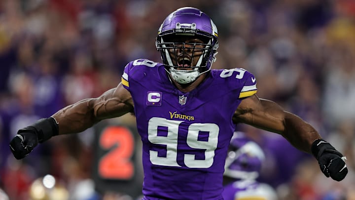 Former Minnesota Vikings DE Danielle Hunter