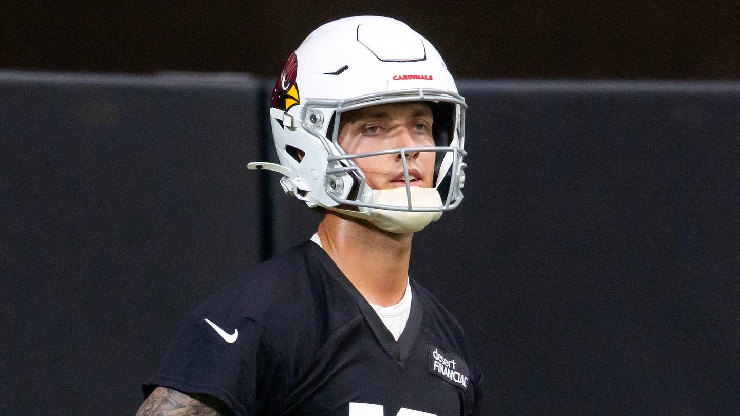 Why I'm Buying the Carson Beck Hype as Cardinals' Hall of Fame Game Starter