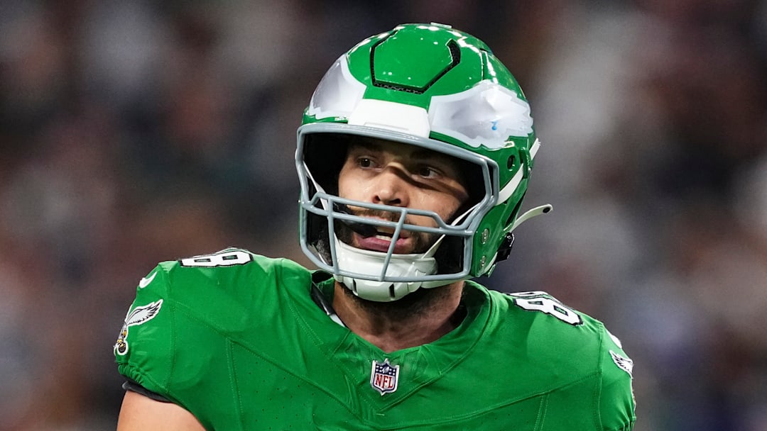 Dallas Goedert wasn't shy about assigning blame for Eagles' tough loss to Bears