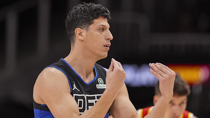 Jan 22, 2025; Atlanta, Georgia, USA; Detroit Pistons forward Simone Fontecchio (19) reacts after making a three point shot against the Atlanta Hawks during the second half at State Farm Arena. Mandatory Credit: Dale Zanine-Imagn Images Jan 22, 2025; Atlanta, Georgia, USA; Detroit Pistons forward Simone Fontecchio (19) reacts after making a three point shot against the Atlanta Hawks during the second half at State Farm Arena. Mandatory Credit: Dale Zanine-Imagn Images