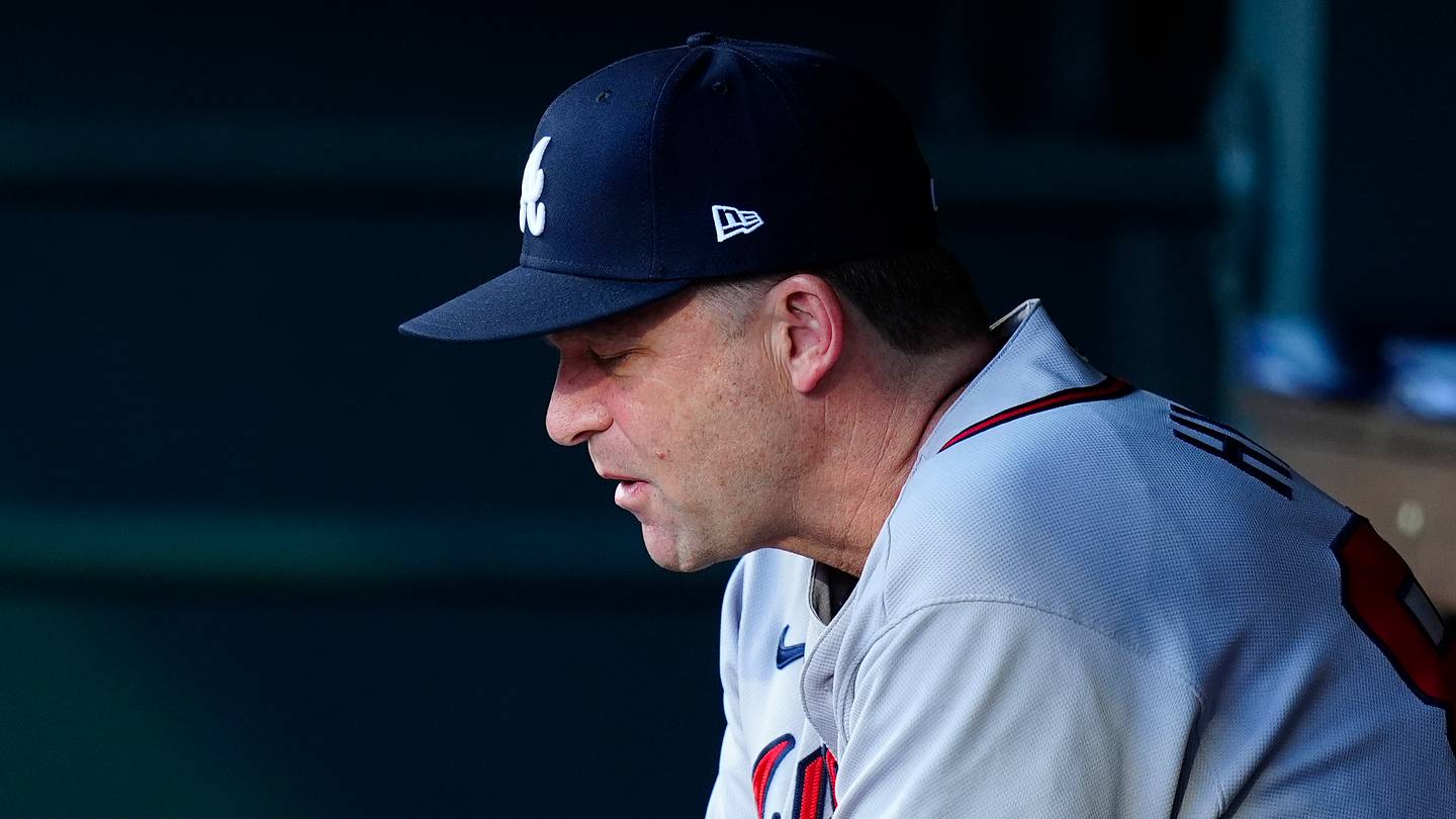 Braves' abysmal offensive showing in NLDS vs. Dodgers makes one coaching change obvious
