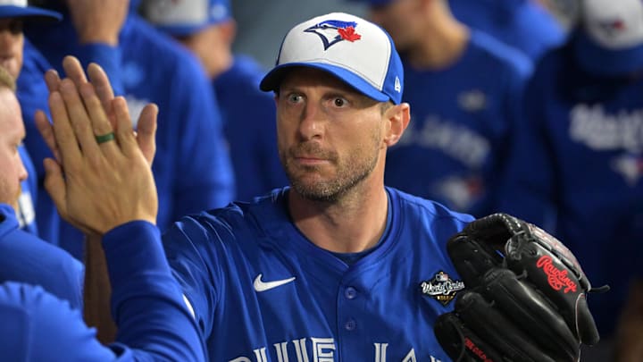 The Blue Jays are bringing back pitcher Max Scherzer on a one-year deal. The Blue Jays are bringing back pitcher Max Scherzer on a one-year deal.
