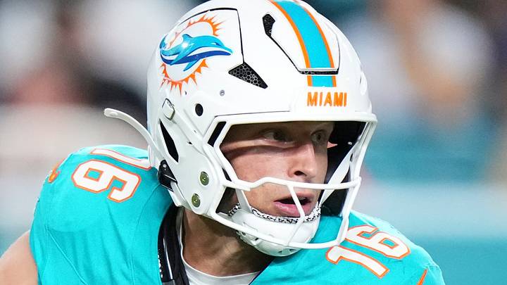 Miami Dolphins quarterback Mark Gronowski Miami Dolphins quarterback Mark Gronowski