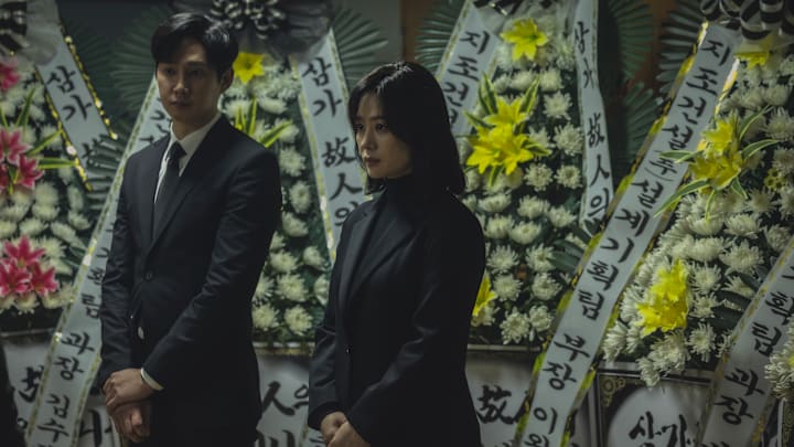 The Bequeathed (L to R) Park Sung-hun as Yang jae-seok, Kim Hyun-joo as Yoon seo-ha in The Bequeathed Cr. Jeong Se Hyeon/