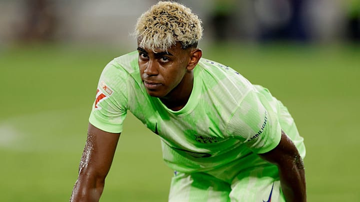 Lamine Yamal took a groin injury into international duty.