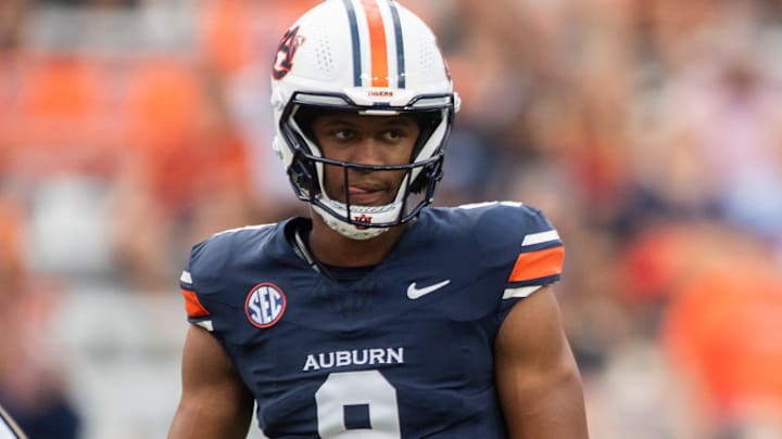 Auburn Tiger fans don't want Damari Alston's departure cause Deuce Knight to have second thoughts