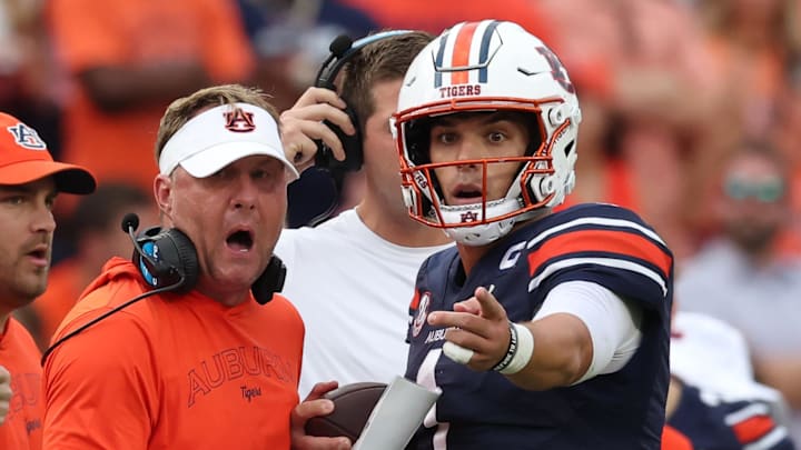 Auburn Tigers head coach Hugh Freeze and quarterback weren't on the same page in Auburn's 27-21 loss to the Oklahoma Sooners Auburn Tigers head coach Hugh Freeze and quarterback weren't on the same page in Auburn's 27-21 loss to the Oklahoma Sooners