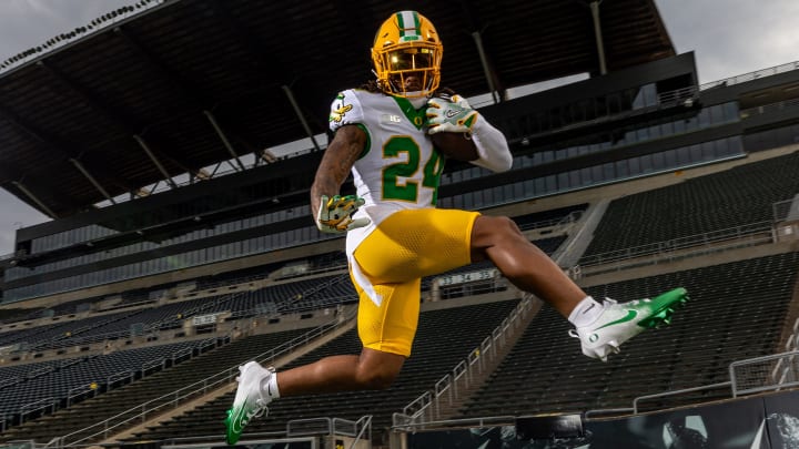 The third of Oregon Ducks football's "Generation O" uniforms, the Mighty Oregon uniform is inspired by "The Catch".